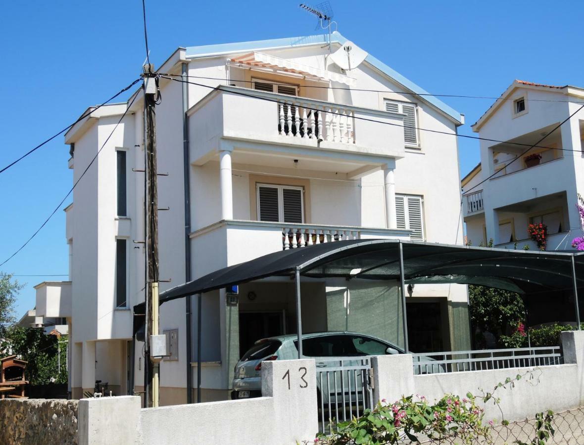 Apartments Zara Bagian luar foto